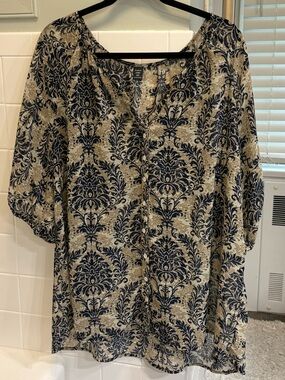 SHEIN curve 3x Navy and Beige Printed V-Neck Women's Top sheer